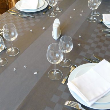 Nappe de table gris ROQUEFIXADE