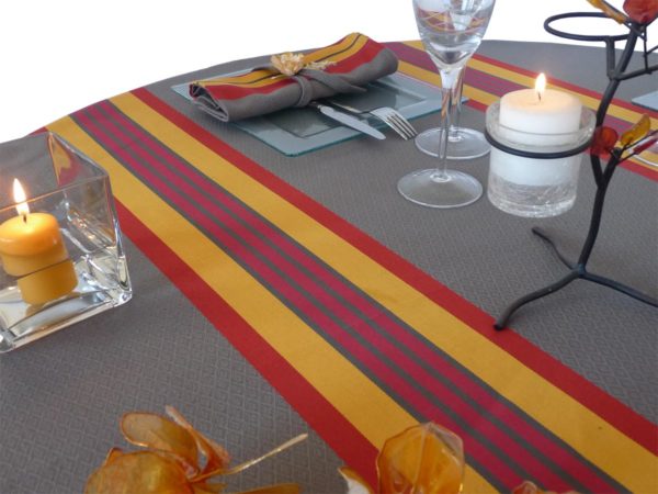 Nappe de table rouge et jaune PUIVERT