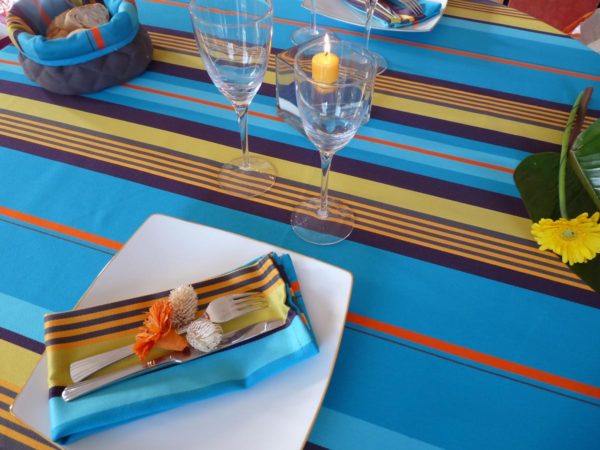 Nappe de table bleue MIREPOIX