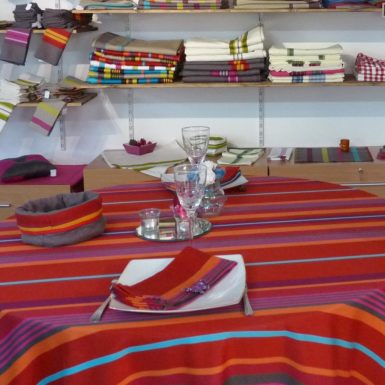 Nappe de table rouge MIREPOIX