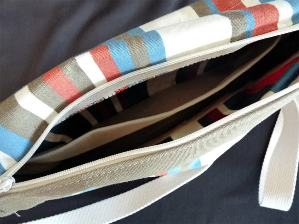 Sac à bandoulière bleu azur et rouge TISSAGES CATHARES