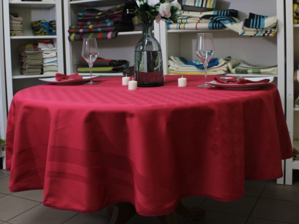 Nappe de table rouge ROQUEFIXADE – Image 2