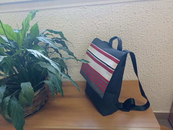 Sac à dos en matières recyclées CAMON rouge
